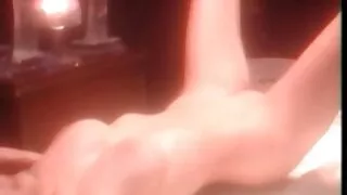 ბოზი fucked ორი მხრიდან ღრმა ხვრელები