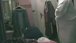მან აფრინდა corset და cum საწყისი phallus