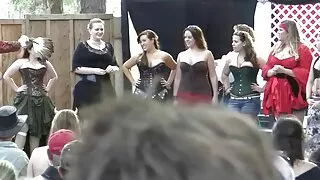 აღგზნებული ნაშა მისცა მისი შეყვარებული ლოკვა