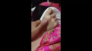 პატარა დის licks და sucks და გართობა