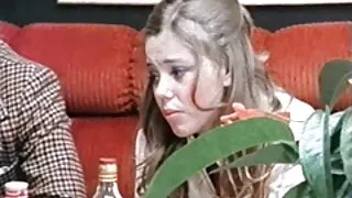 აღგზნებული მასაჟისტი სურდა სწრაფად fuck ახალგაზრდა კლიენტი
