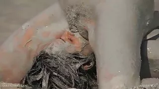 მისი დის შეყვარებული ეხმარება fuck