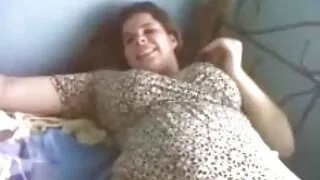 Fucked girl with sex სათამაშოები მისი ხვრელები